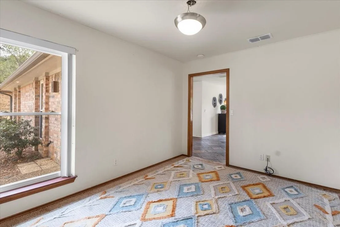 Photo of 306 Lone Star Lane