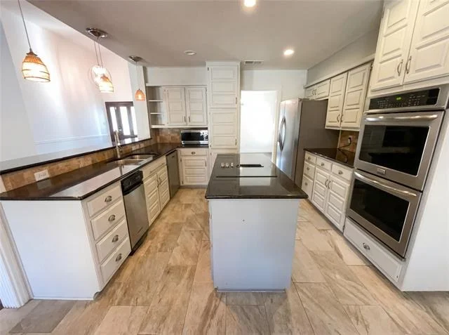 Photo of 401 Kenshire Drive