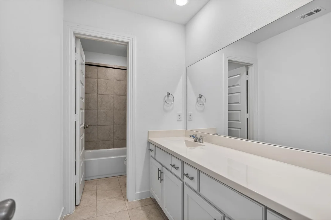 Photo of 629 Claverton Lane