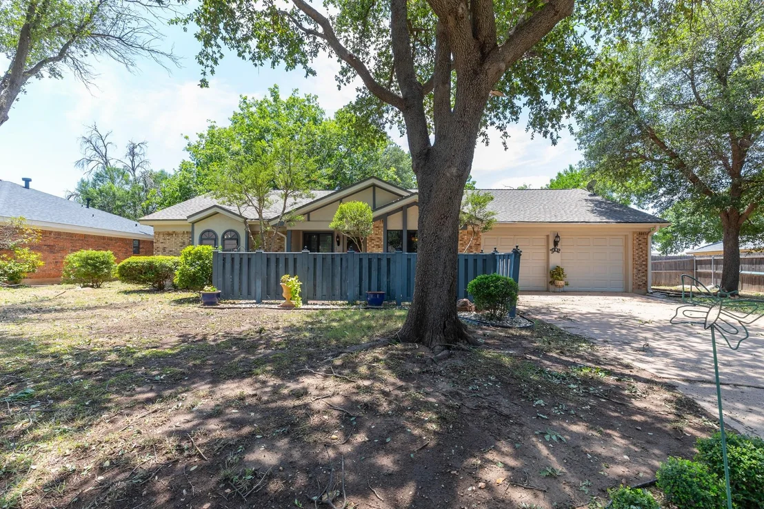 Photo of 3702 Santa Monica Drive
