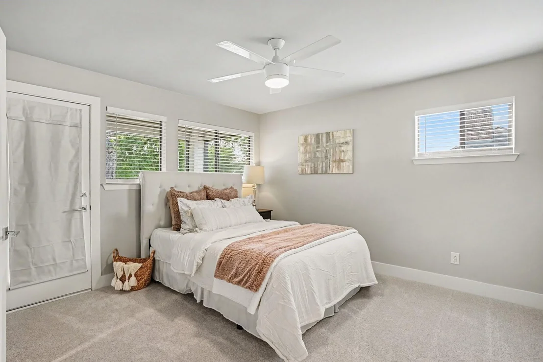 Photo of 2902 Ambleside Lane