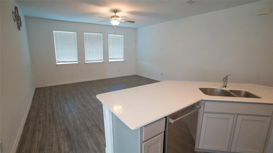 Photo of 7109 Dandelion Road