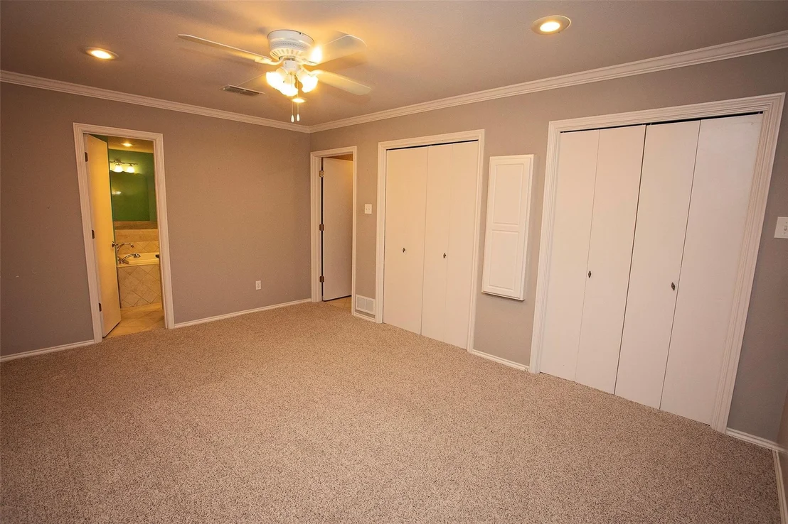 Photo of 1305 Cliff Drive