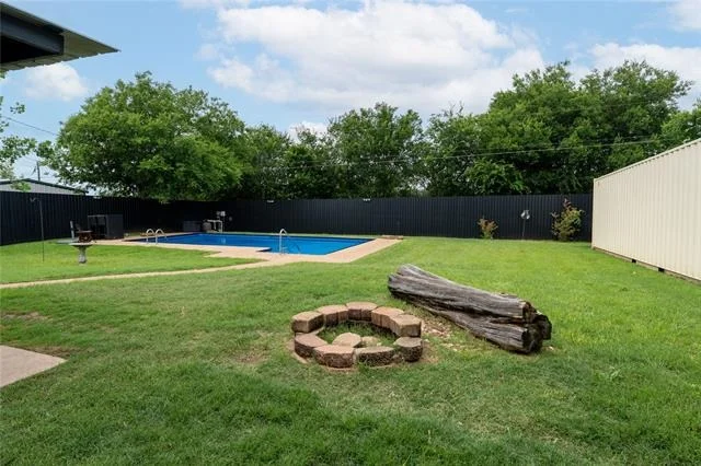 Photo of 139 Moses Manor Drive