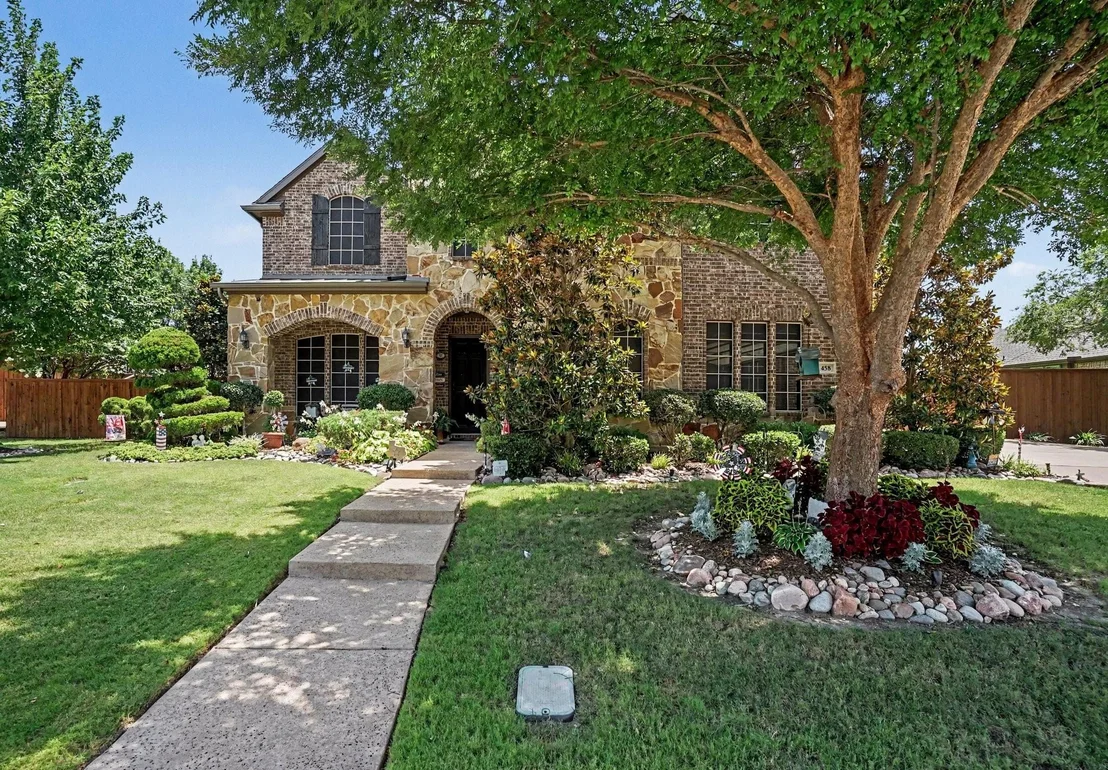 Photo of 458 Whitewing Lane