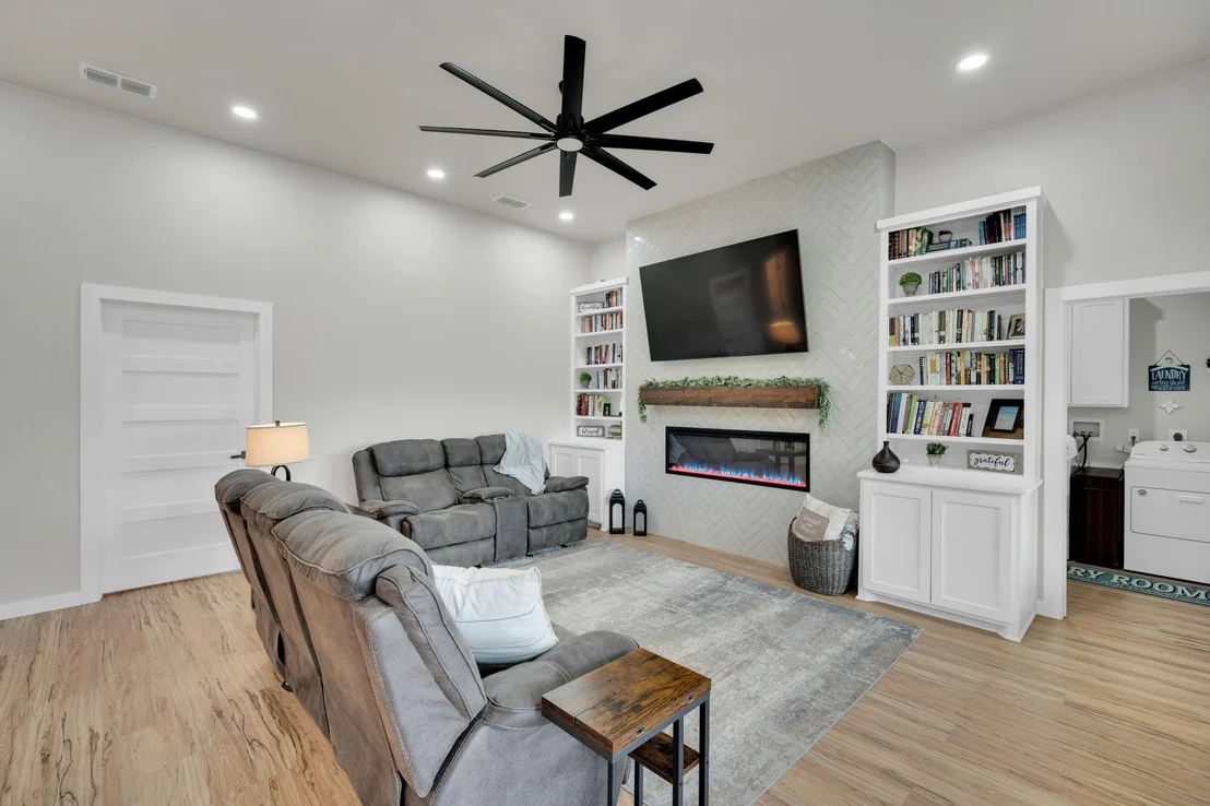 Photo of 6624 Shadow Valley Drive