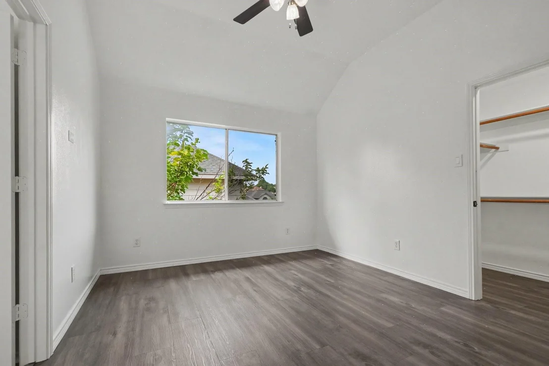 Photo of 2406 Manchester Drive