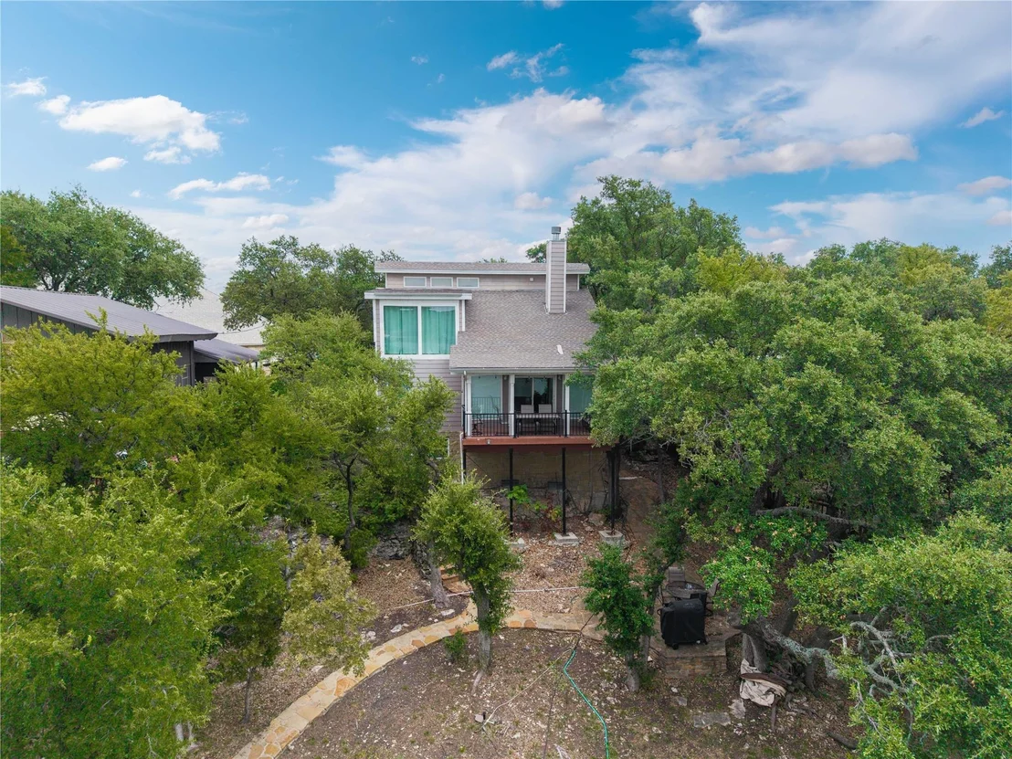 Photo of 201 Cove Circle
