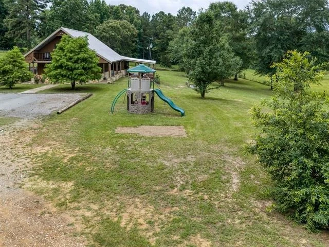 Photo of 4240 County Road 2107
