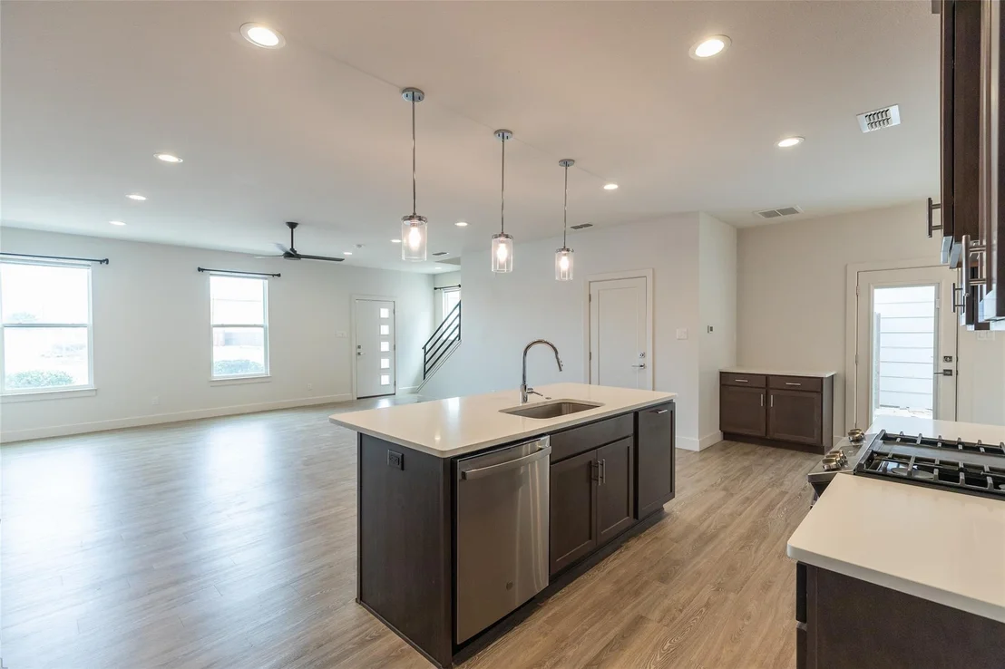 Photo of 208 Pecan Street