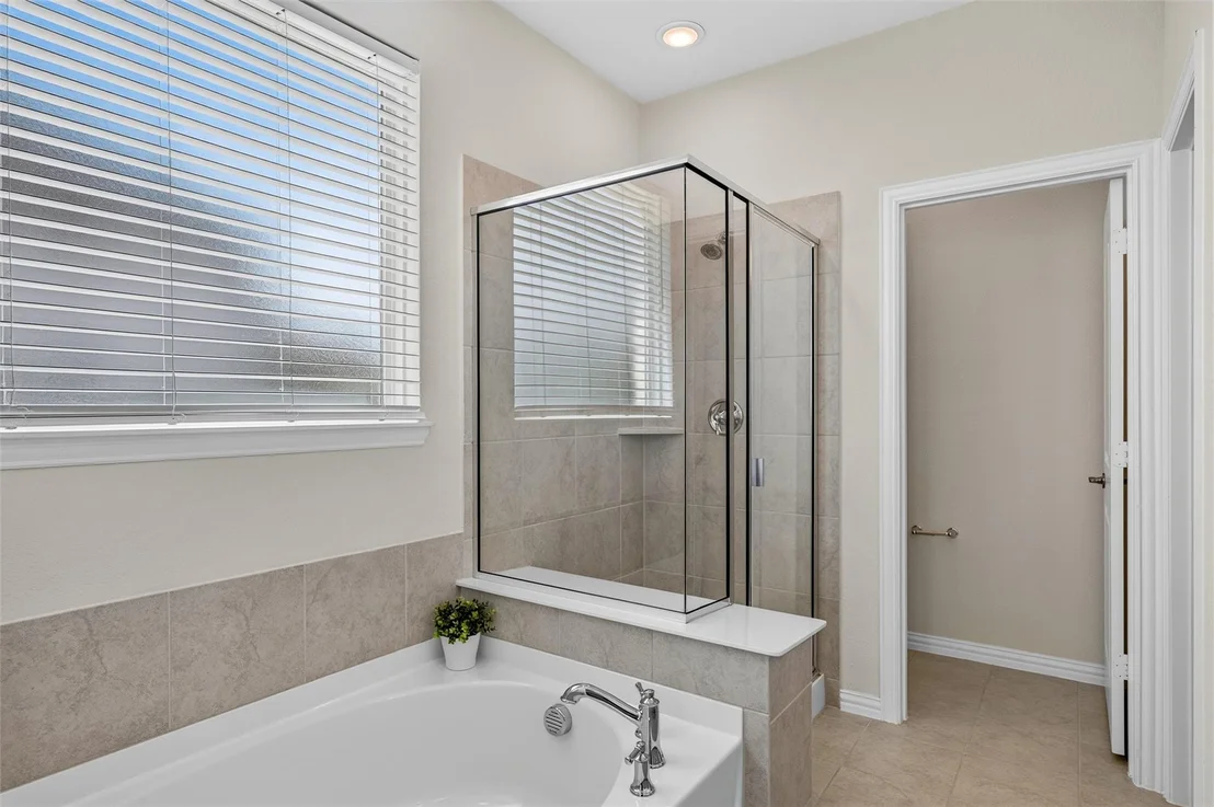 Photo of 8715 Royal Star Road
