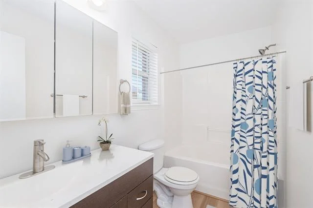 Photo of 403 Harvard Drive