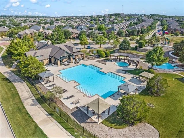 Photo of 808 Regal Crossing