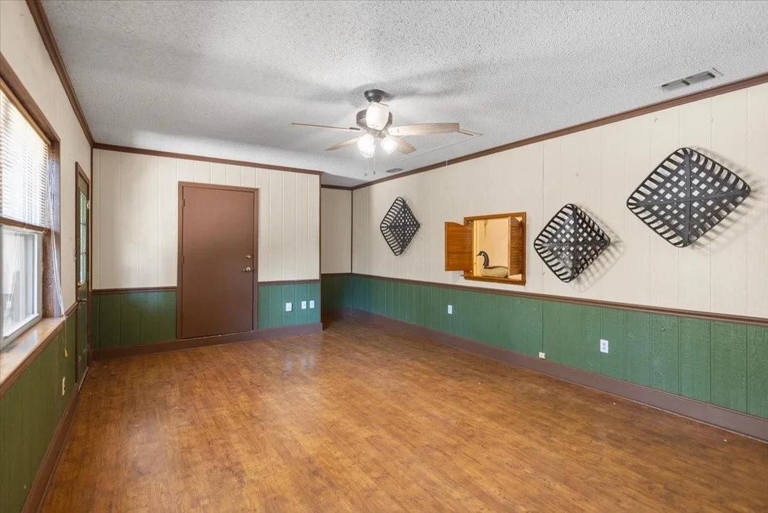 Photo of 207 Grass Knoll Drive