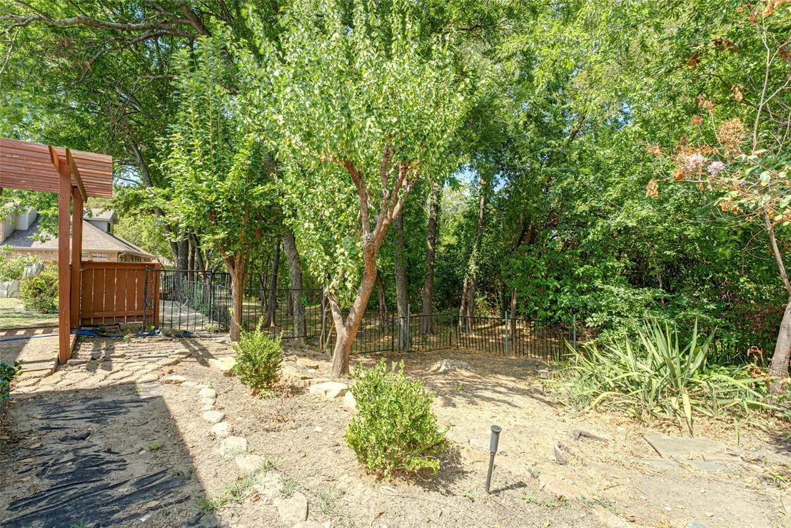 Photo of 1990 Wind Hill Road