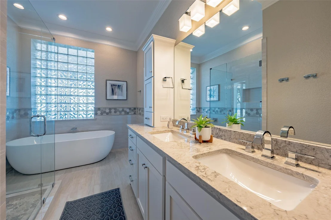 Photo of 684 Enchanted Isles Drive