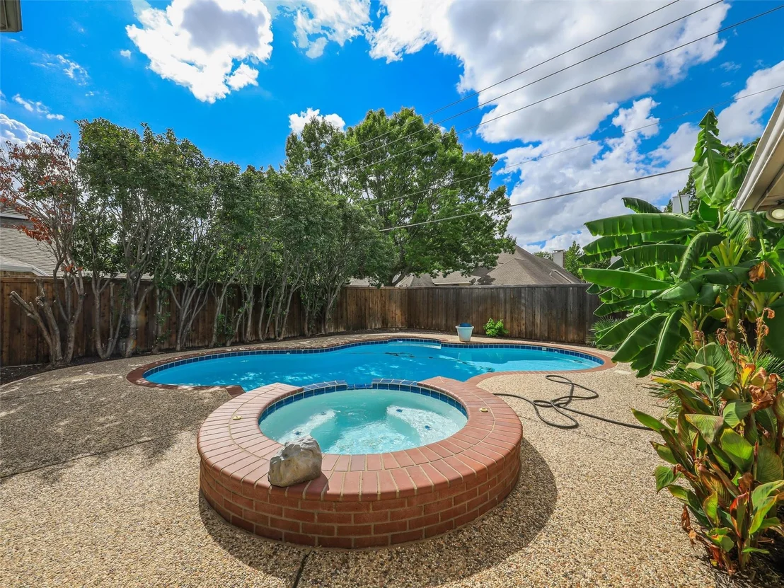 Photo of 18543 Gibbons Drive