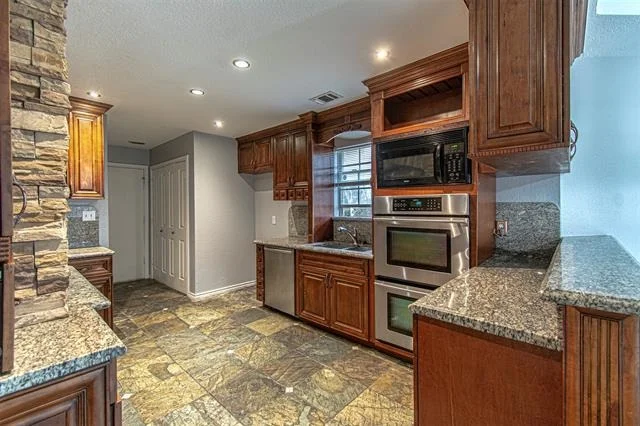 Photo of 348 Craddock Drive