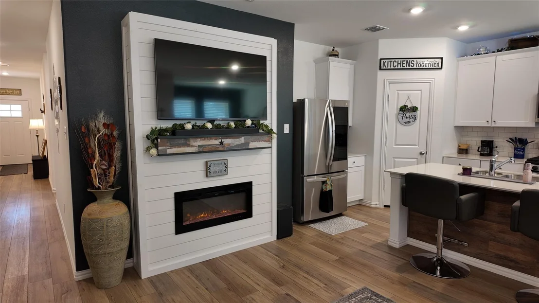 Photo of 1221 Pistachio Drive