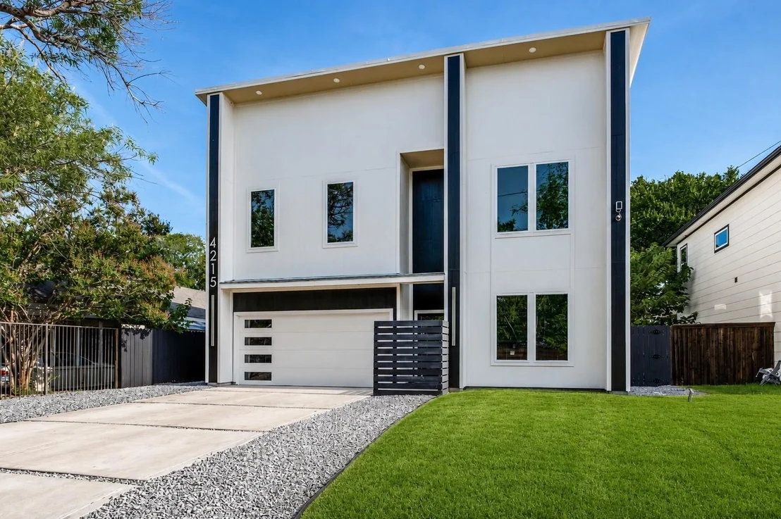 Photo of 4215 Canada Drive