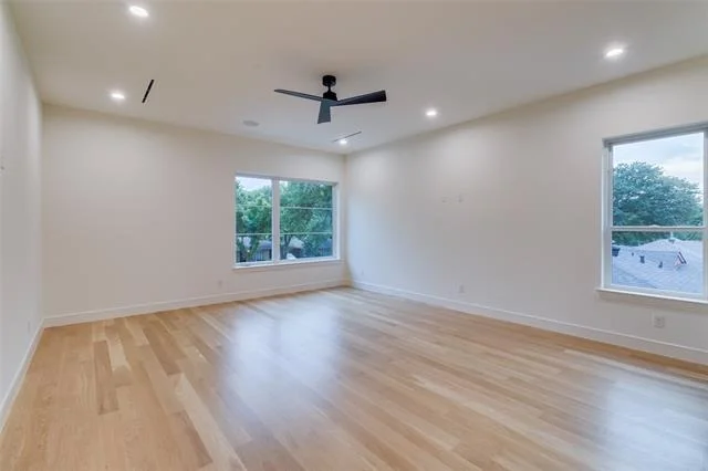 Photo of 3629 Vancouver Drive