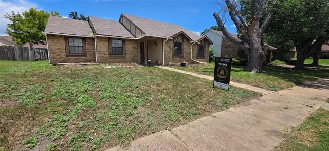Photo of 1323 Timberview Drive