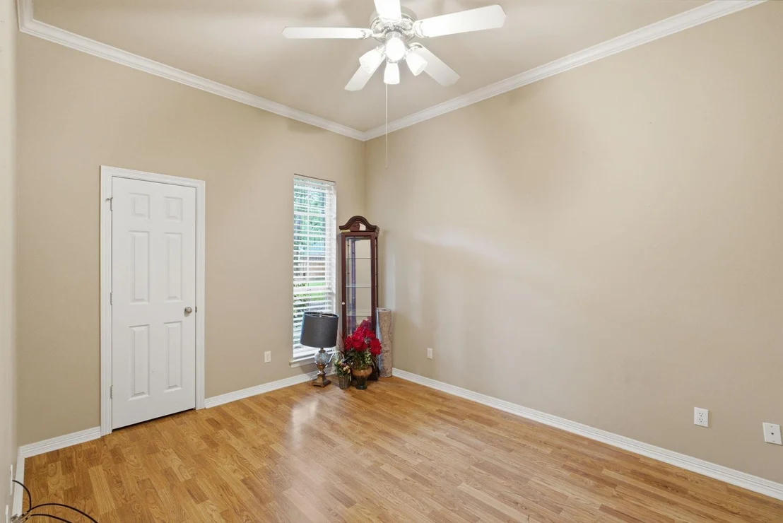 Photo of 4117 Hollow Oak Circle