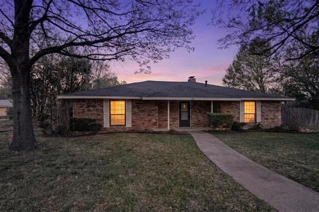 Photo of 213 Gregory Drive