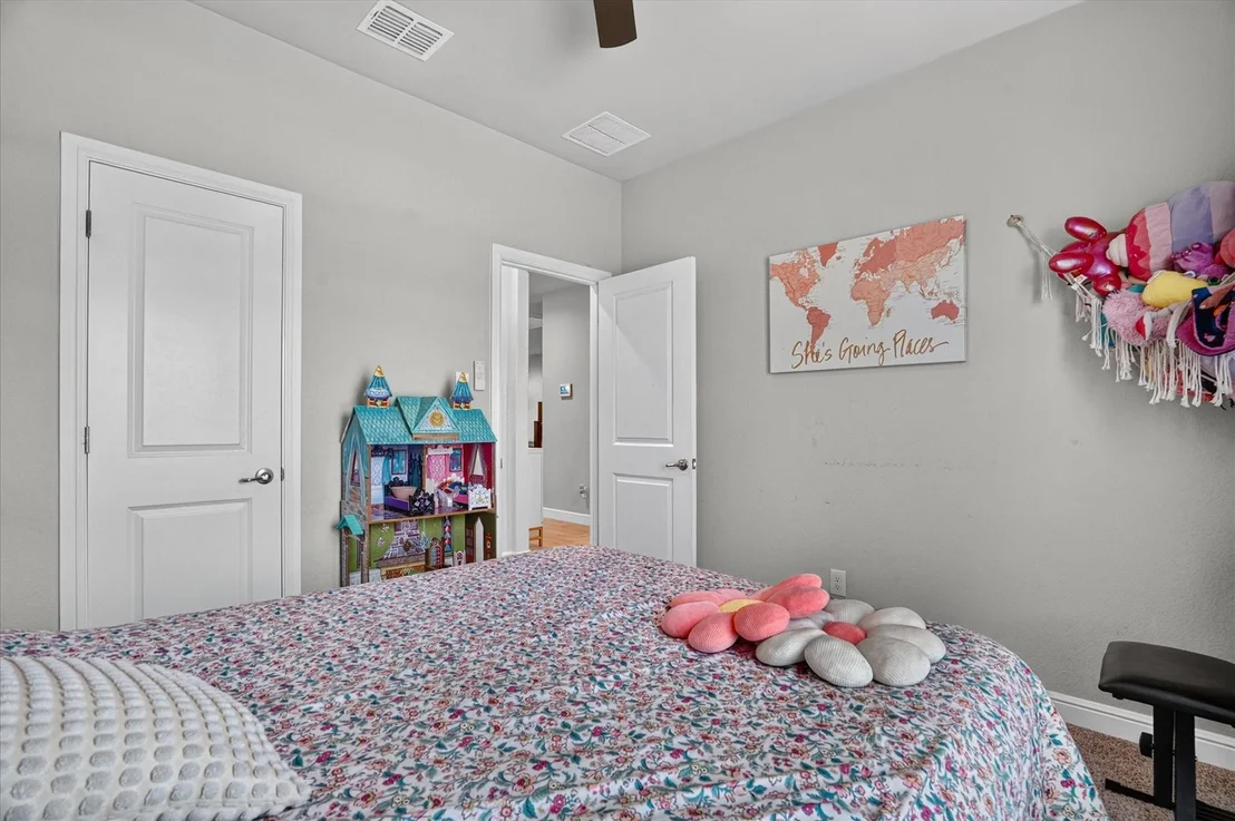Photo of 1425 Bennett Drive