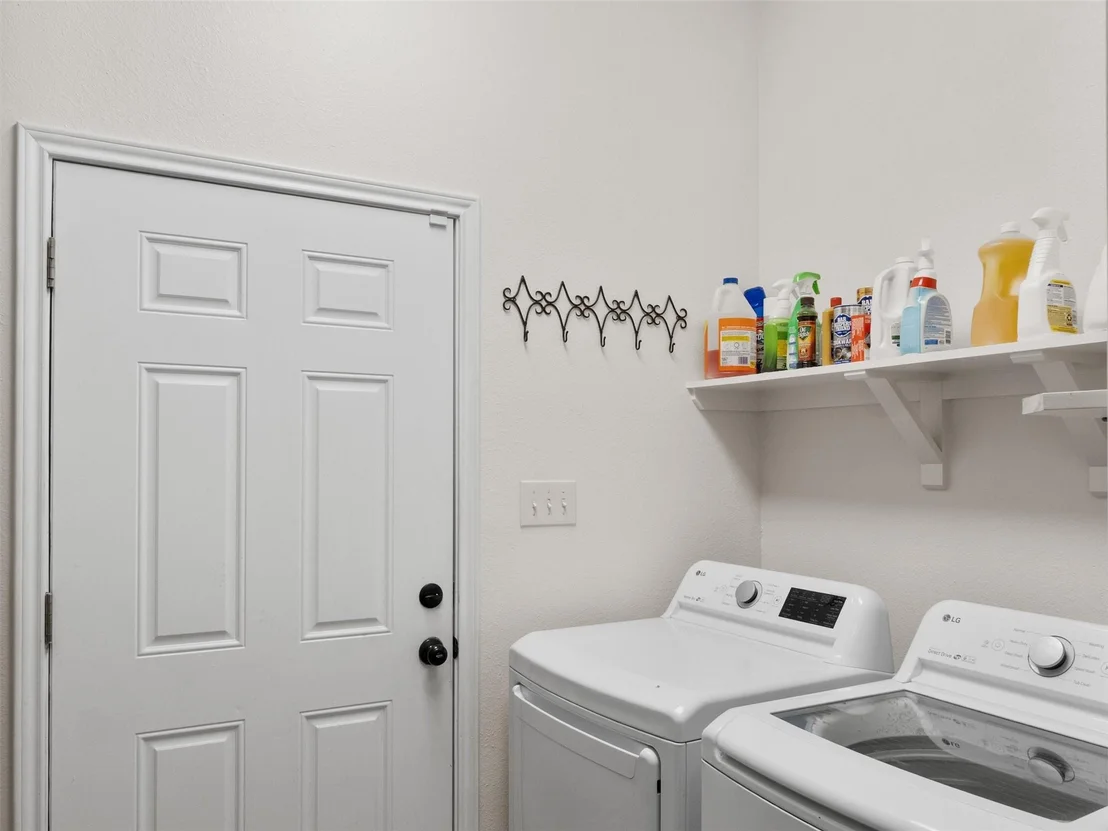 Photo of 2976 CR 217 E