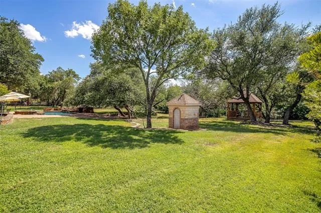 Photo of 9549 Dickson Road