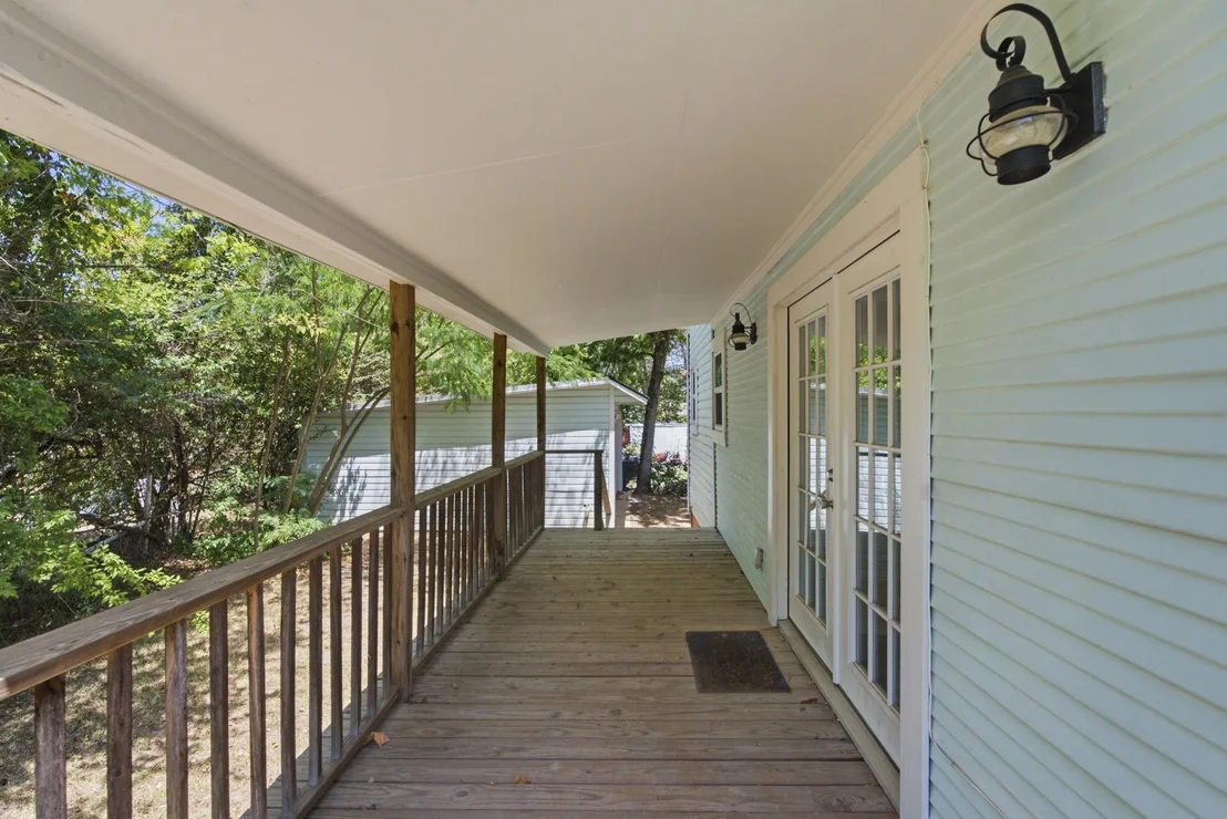 Photo of 1009 N Pacific