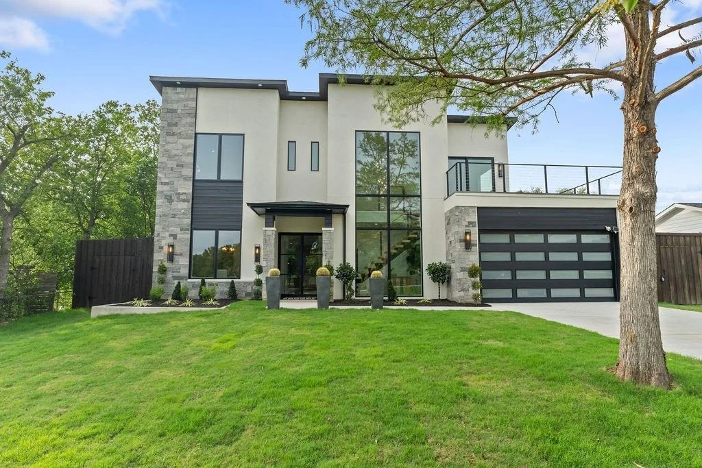 Photo of 14015 Rawhide Parkway