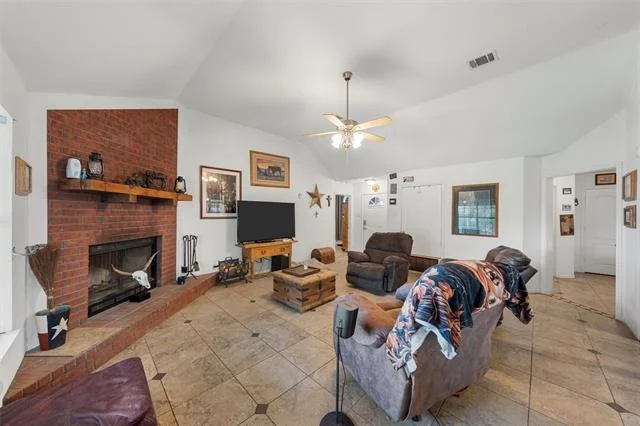 Photo of 10829 China Spring Road