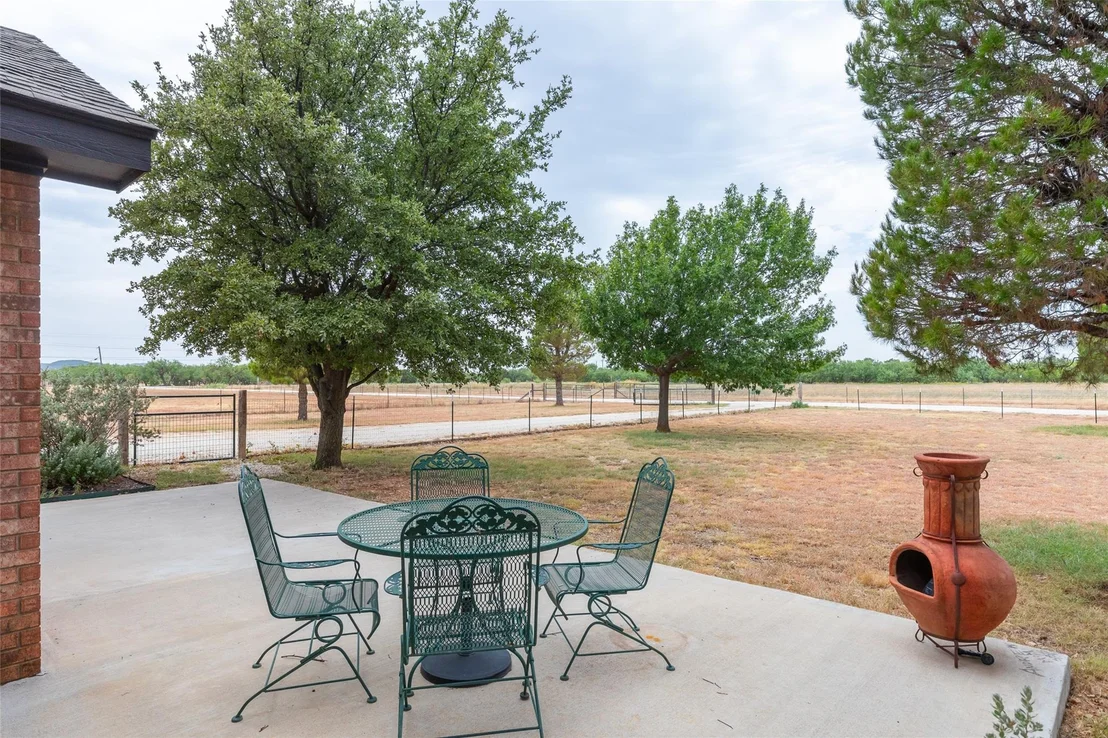 Photo of 582 Clark Road