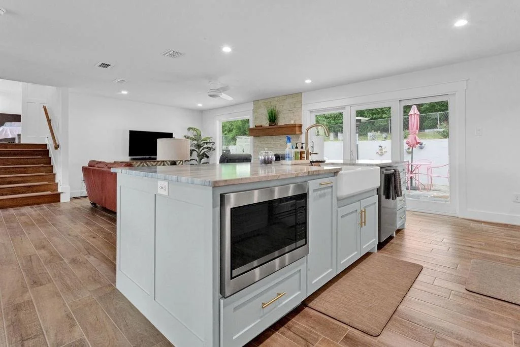 Photo of 255 Hideaway  Lane Central