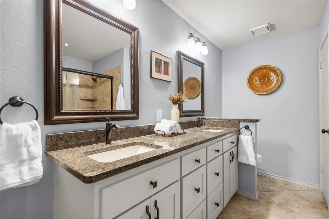 Photo of 241 Hideaway Lane Central