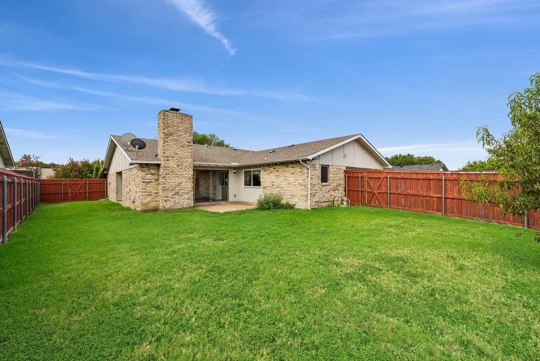 Photo of 10239 Green Ash Road