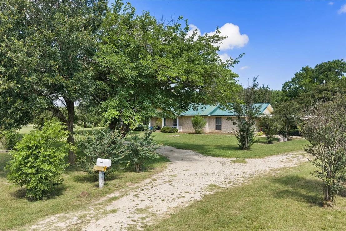 Photo of 440 Williams Road
