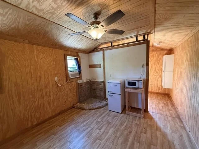 Photo of 1362 Woodridge