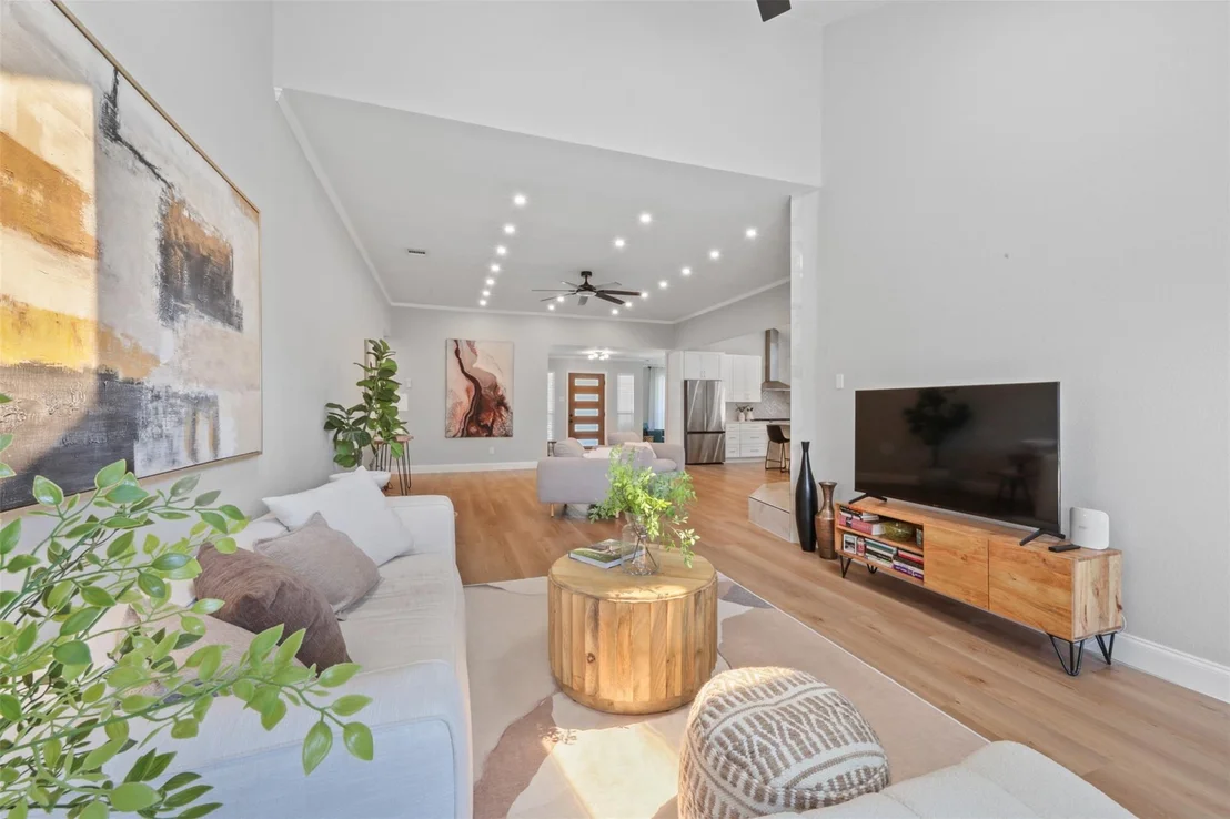 Photo of 6741 Biltmore Place