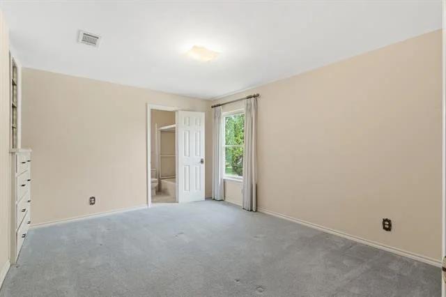 Photo of 1218 Stratford Drive