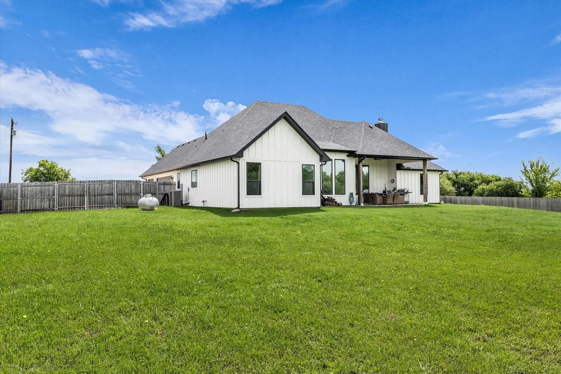 Photo of 2724 Southwinds Drive