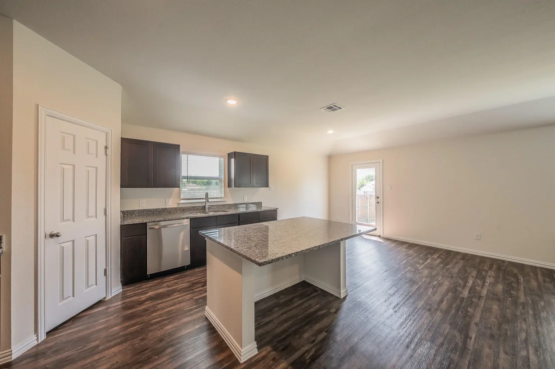 Photo of 433 Rose Avenue