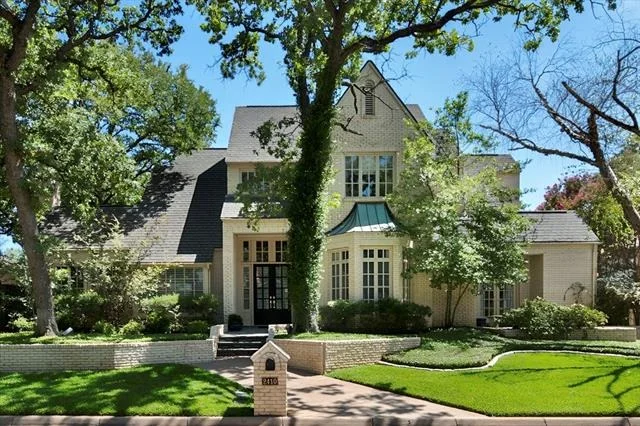 Photo of 2410 GREEN PARK Drive