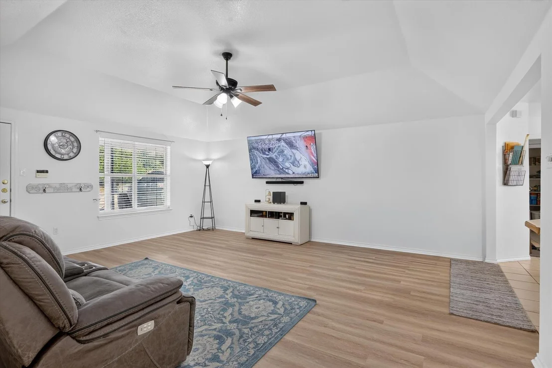 Photo of 1801 Rayna Drive