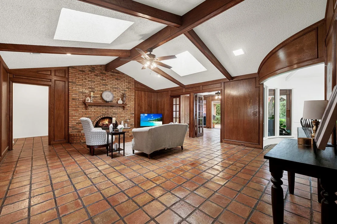 Photo of 1908 Edgewater Drive
