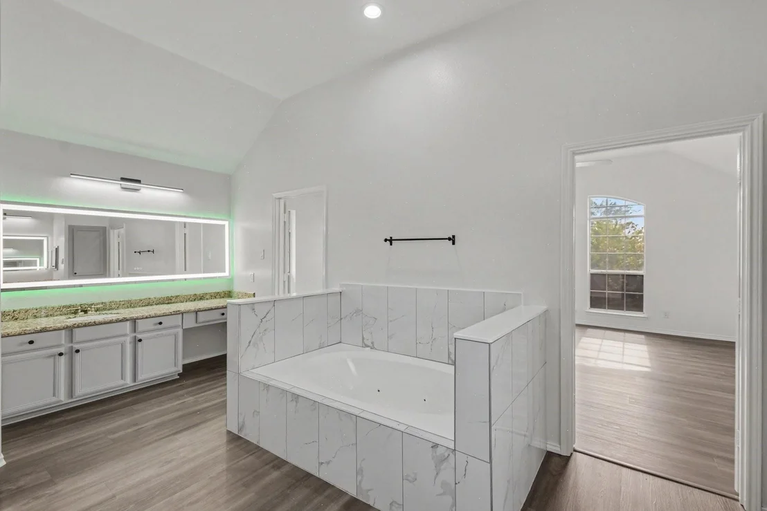 Photo of 2406 Manchester Drive