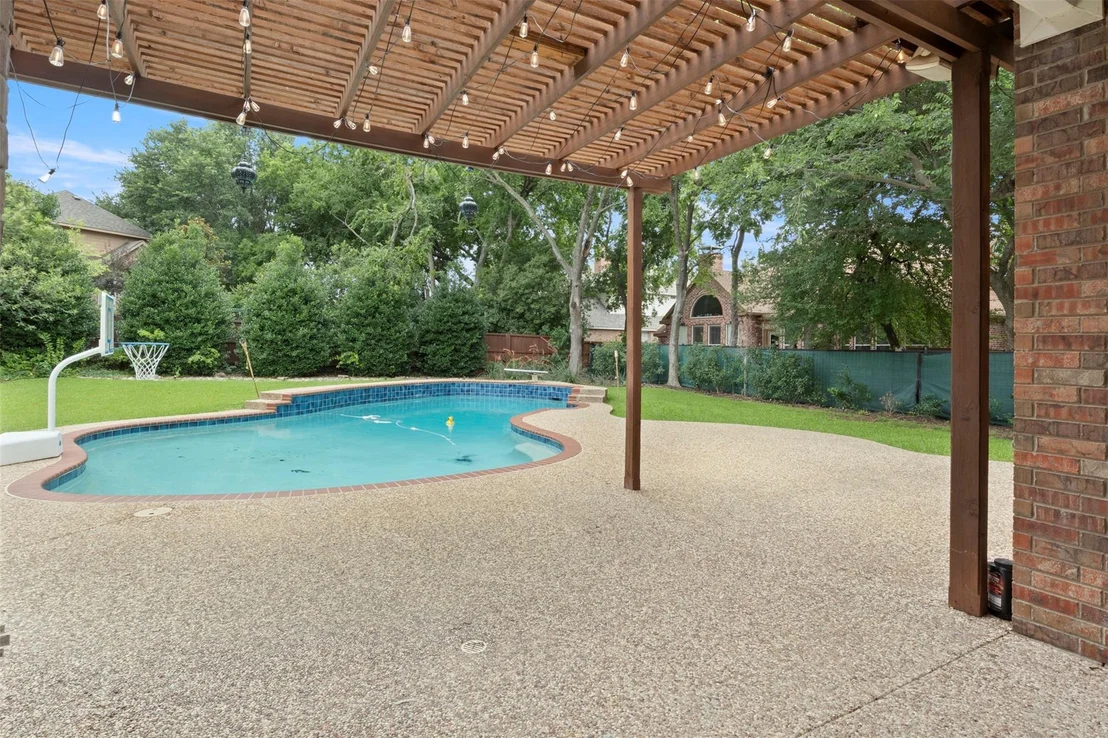 Photo of 1207 Conroe Drive