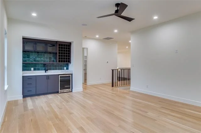Photo of 3629 Vancouver Drive